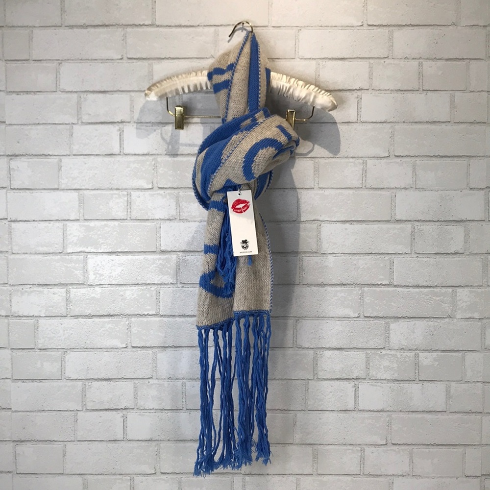 NWT Revolve WILDFOX Knit Fringe Scarf